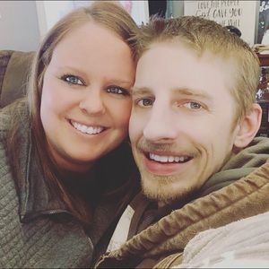 Meet your Posher, Laurie